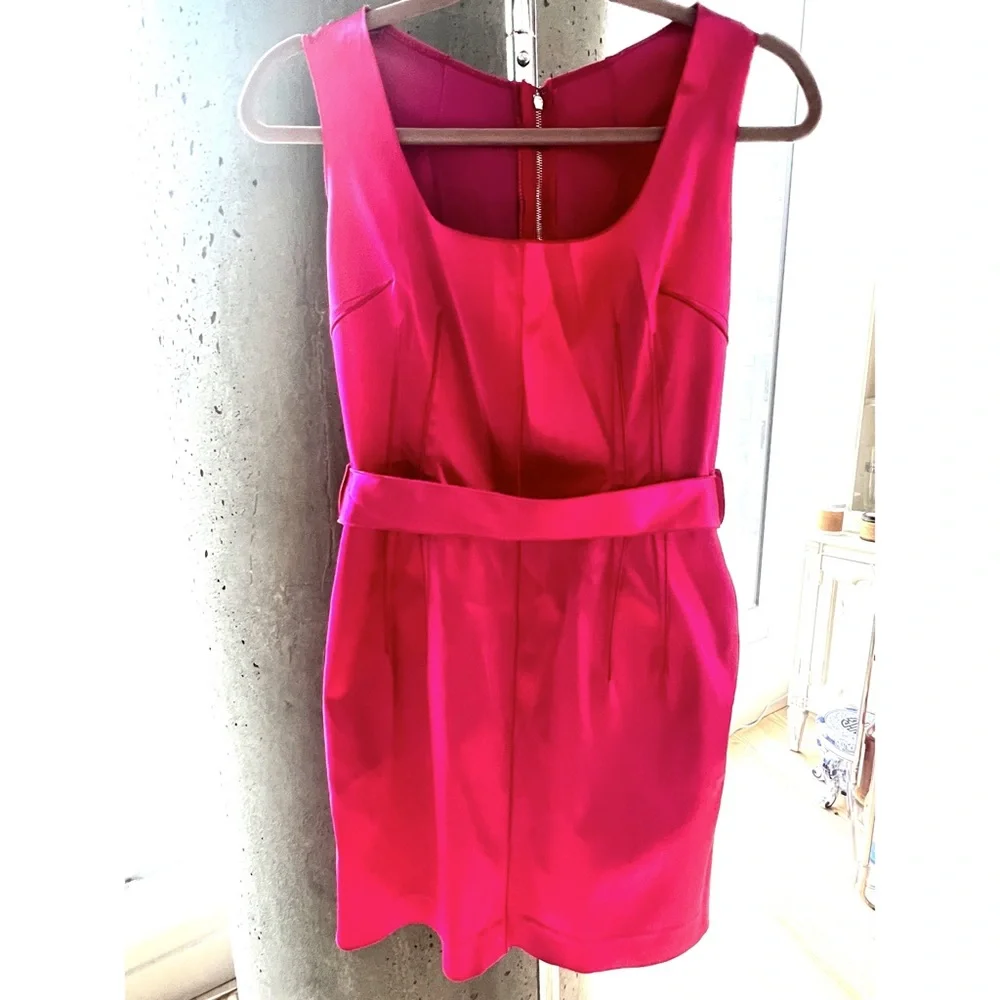 💝 Dolce & Gabbana Magenta Satin Sleeveless Belted Cocktail Dress 💝 - Picture 2 of 12